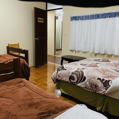 Latacunga Hostel Bagian luar foto