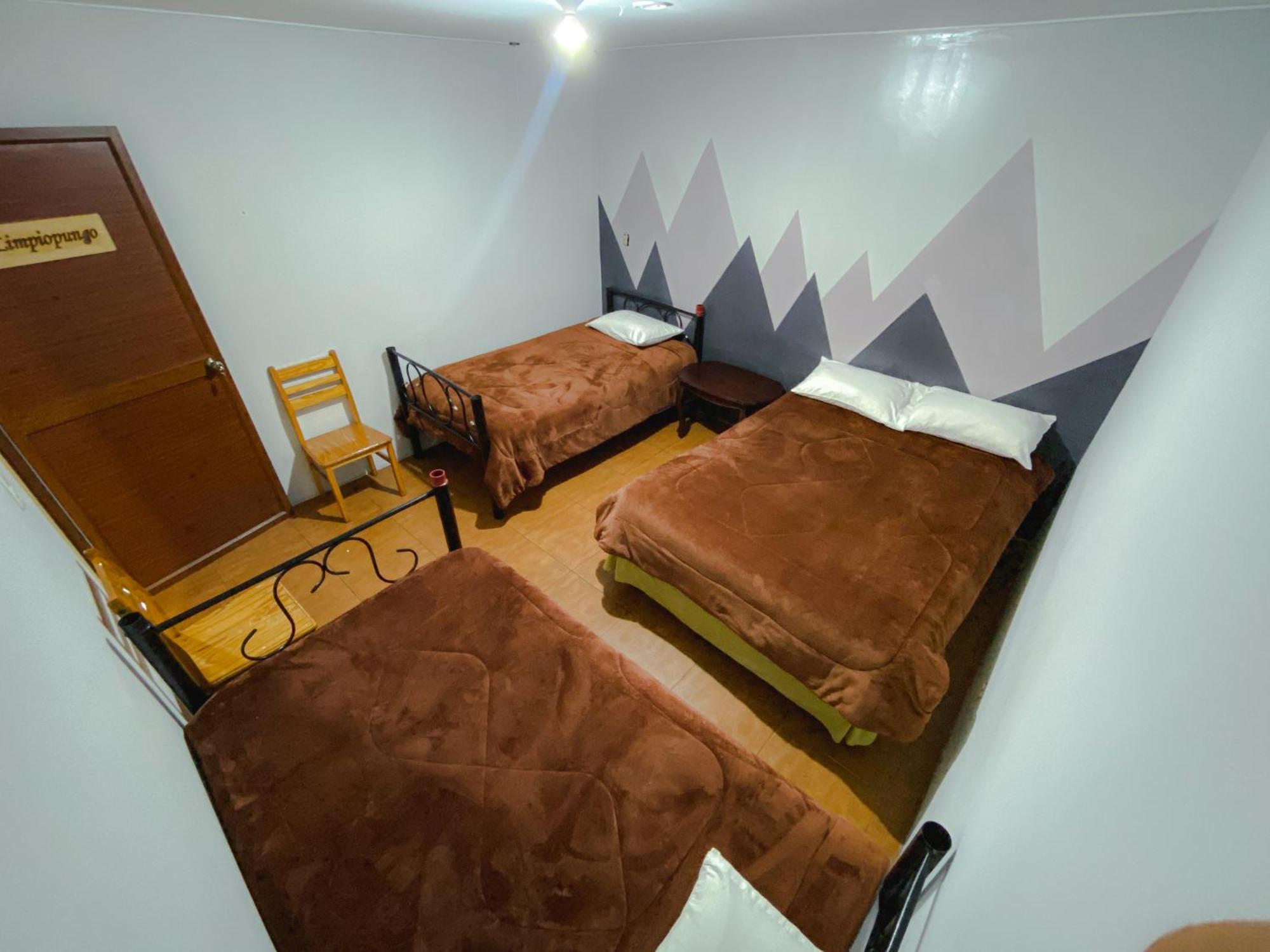 Latacunga Hostel Bagian luar foto