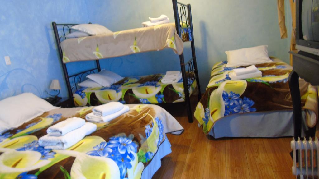 Latacunga Hostel Bagian luar foto